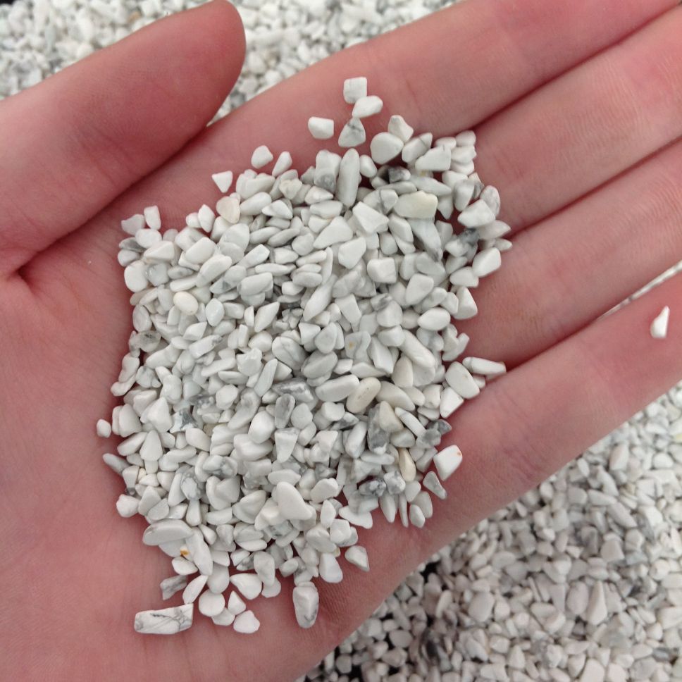 Howlite Chips - Fine - 1KG Howlite Chips - Fine - 1KG